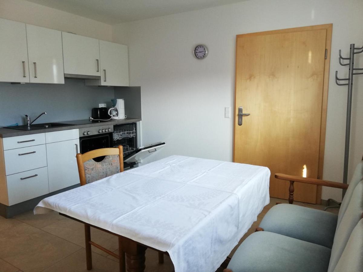 Ferienwohnungen Weishaupt Pfingstweider Strasse 30 Meckenbeuren Exterior foto